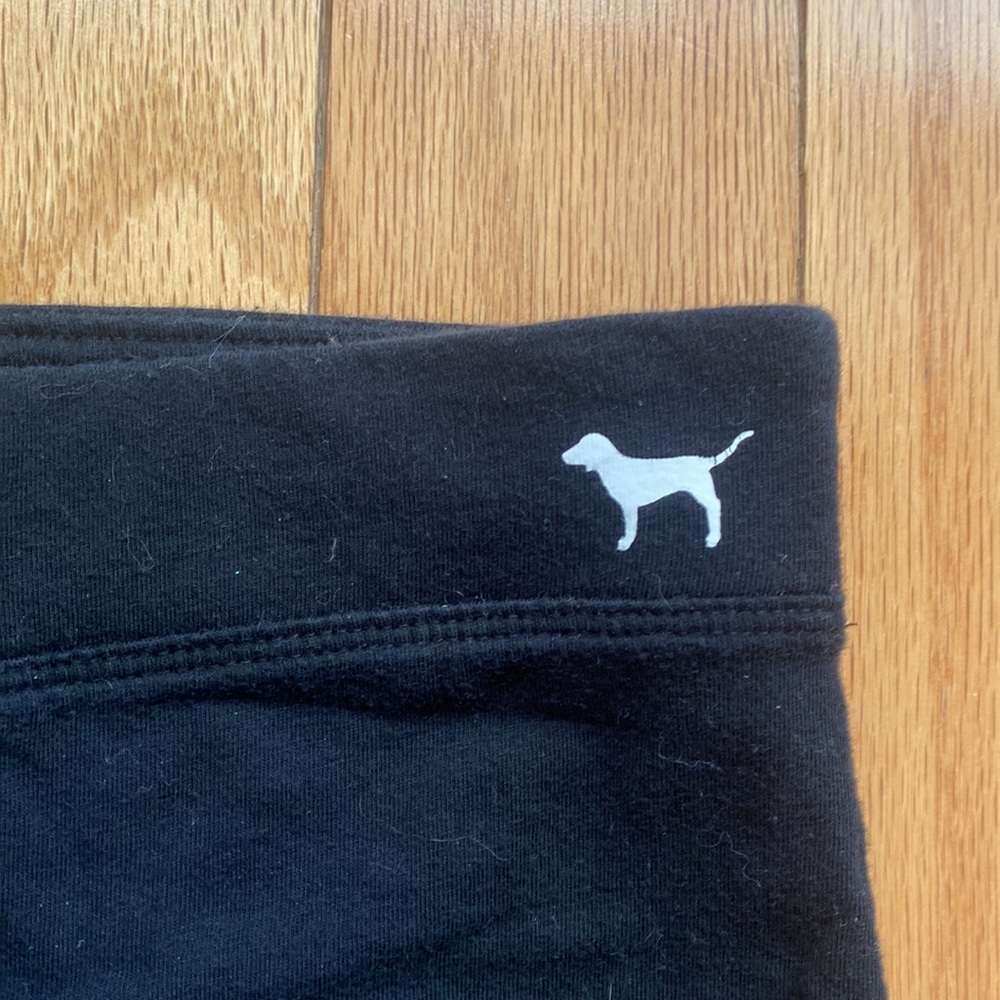 Victoria’s Secret PINK nation black xs leggings and socks - Picture 4 of 7